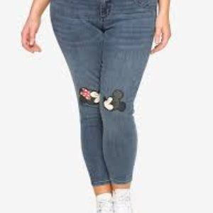 DISNEY MICKEY & MINNIE KISSING PATCH HIGHWAISTED J